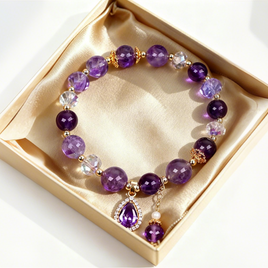 Amethyst Cat's Eye Bracelet: Elegant Simplicity for Everyday Wear - 3x10x10cm, 15g, Subtle Romance Design bracelet gemstone
